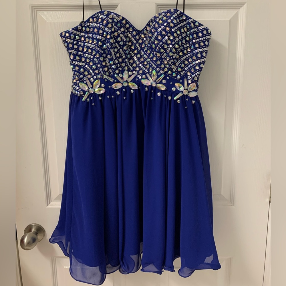 Royal blue strapless homecoming/prom dress with rhinestones SZ M